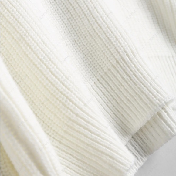 Off The Shoulder Lantern Sleeve Pullover Sweater - Picture 5 of 5